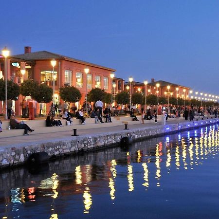 Seaside Apartment In Flisvos Marina アテネ エクステリア 写真