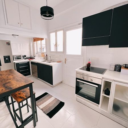Seaside Apartment In Flisvos Marina アテネ エクステリア 写真
