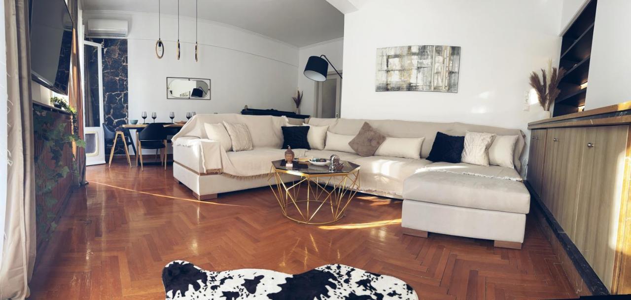 Seaside Apartment In Flisvos Marina アテネ エクステリア 写真
