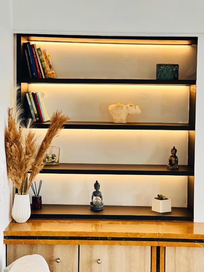 Seaside Apartment In Flisvos Marina アテネ エクステリア 写真
