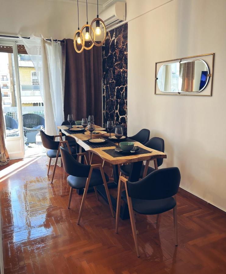 Seaside Apartment In Flisvos Marina アテネ エクステリア 写真