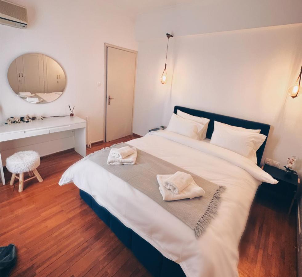 Seaside Apartment In Flisvos Marina アテネ エクステリア 写真