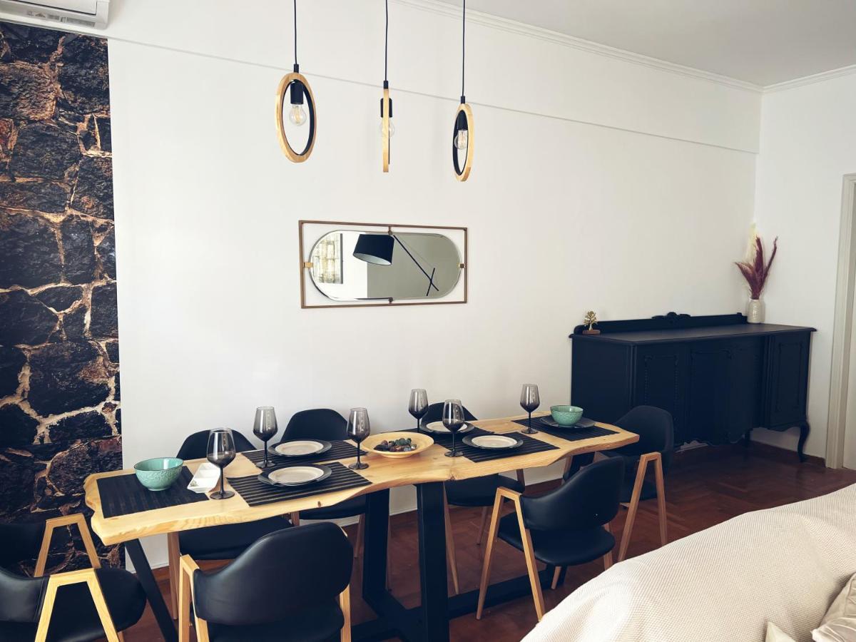 Seaside Apartment In Flisvos Marina アテネ エクステリア 写真