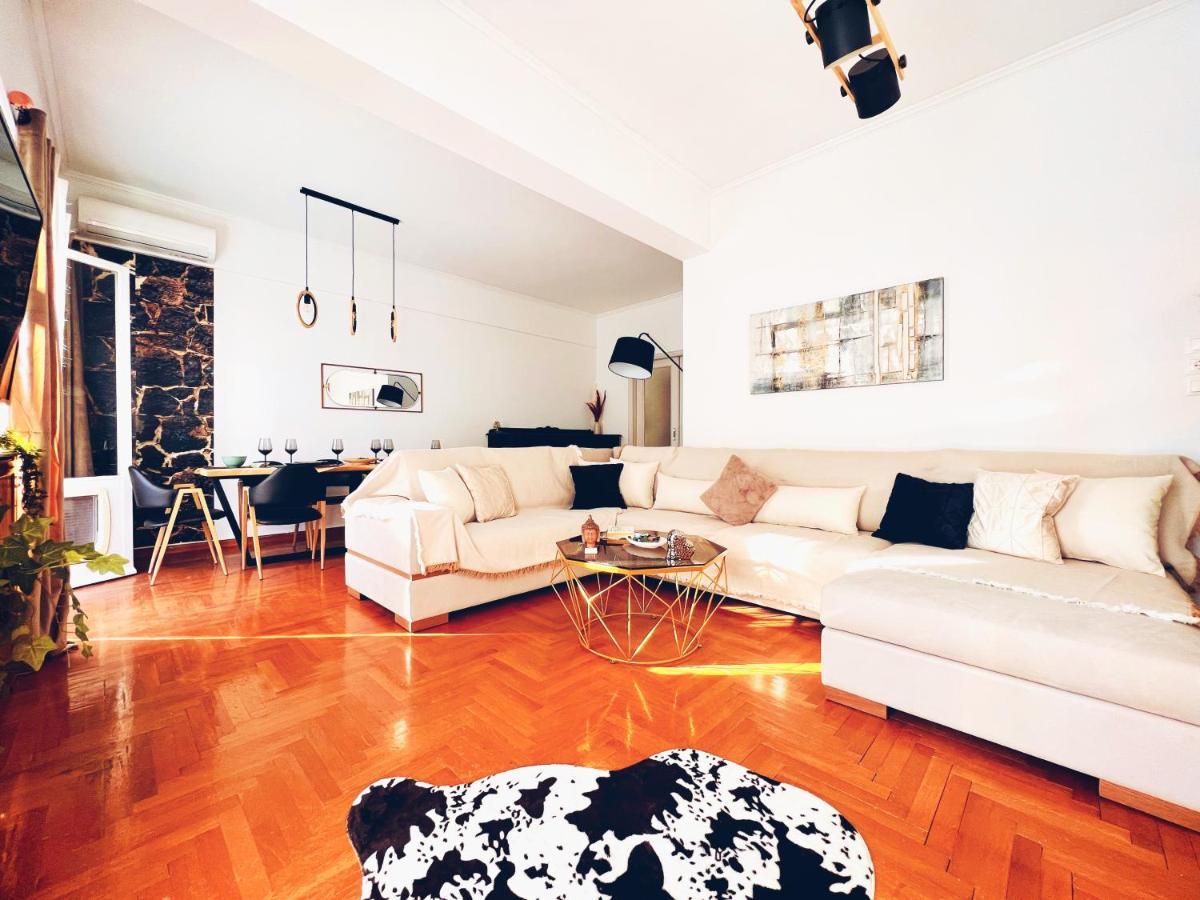 Seaside Apartment In Flisvos Marina アテネ エクステリア 写真