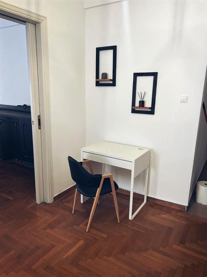 Seaside Apartment In Flisvos Marina アテネ エクステリア 写真